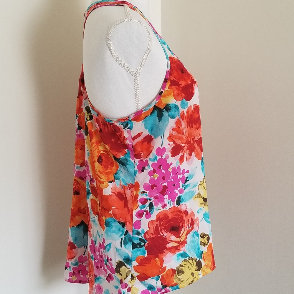 Floral Racerback Tank Top - Picture 2 of 4